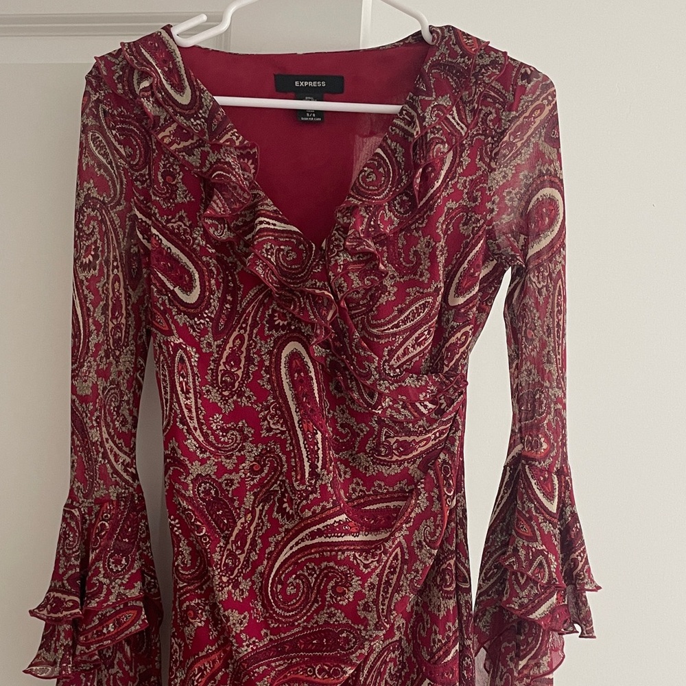 Vintage Express Red Paisley Long Sleeve Midi Dress